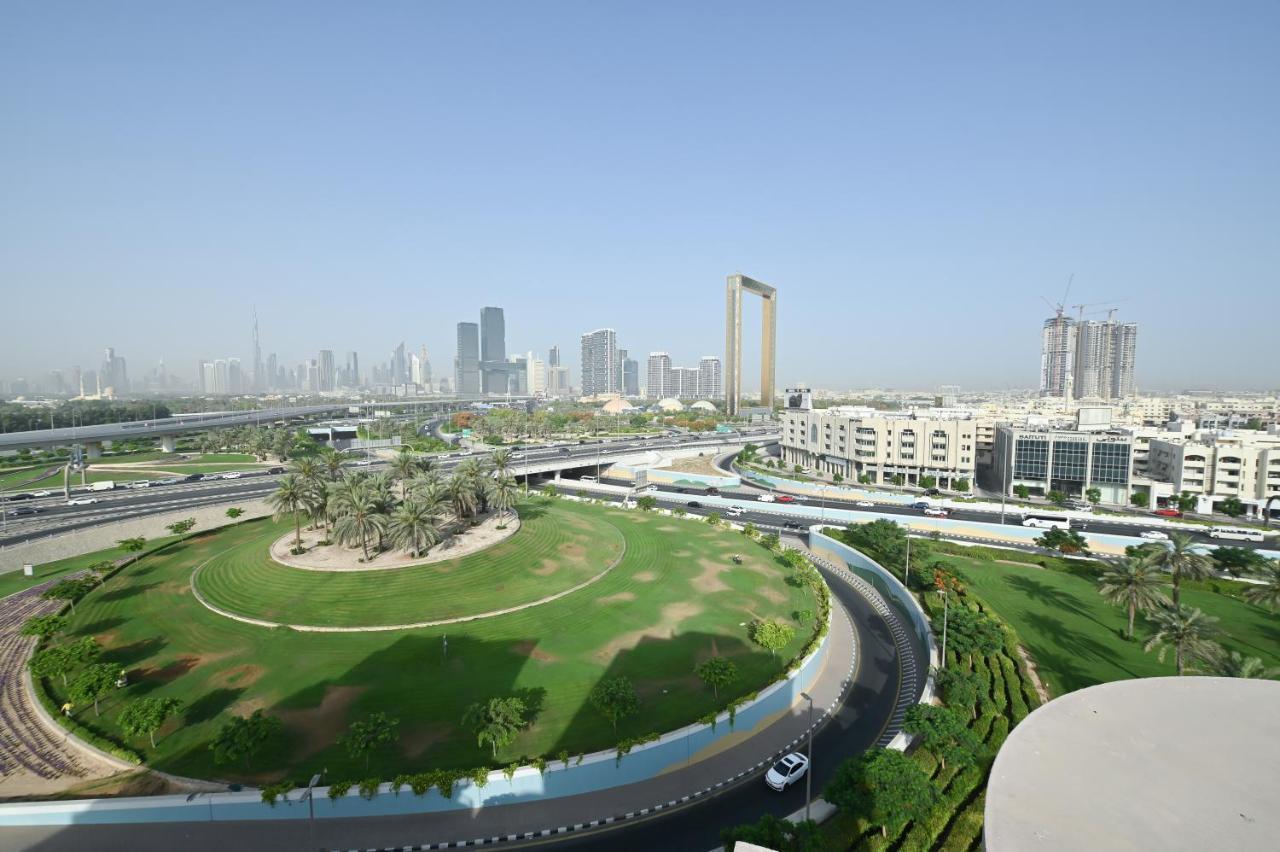 Al Waleed Holiday Homes Dubai Luaran gambar