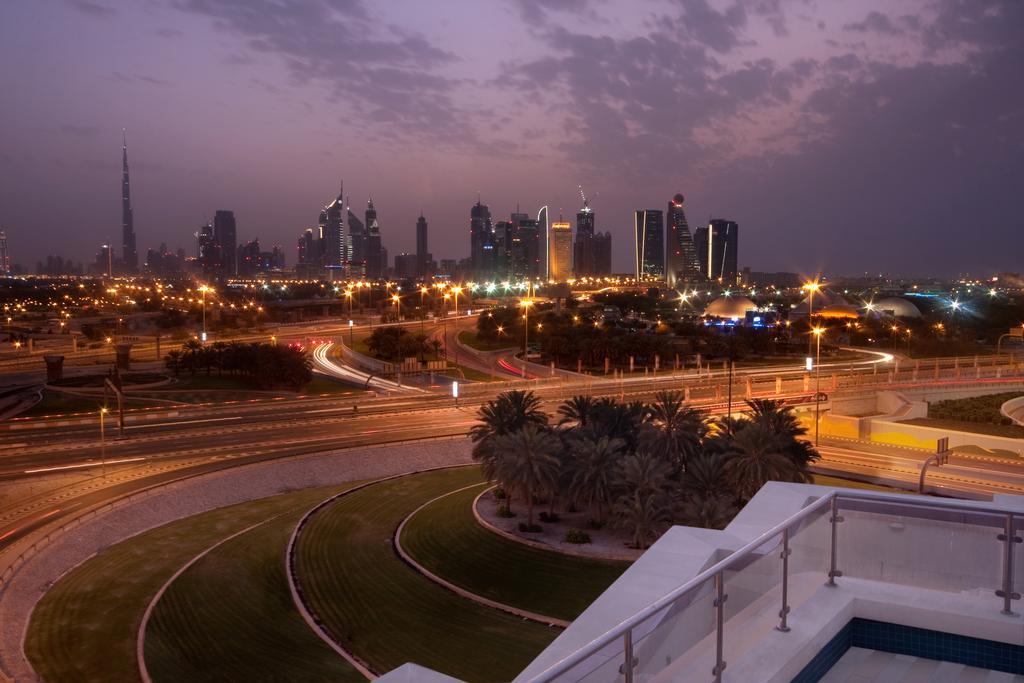 Al Waleed Holiday Homes Dubai Luaran gambar